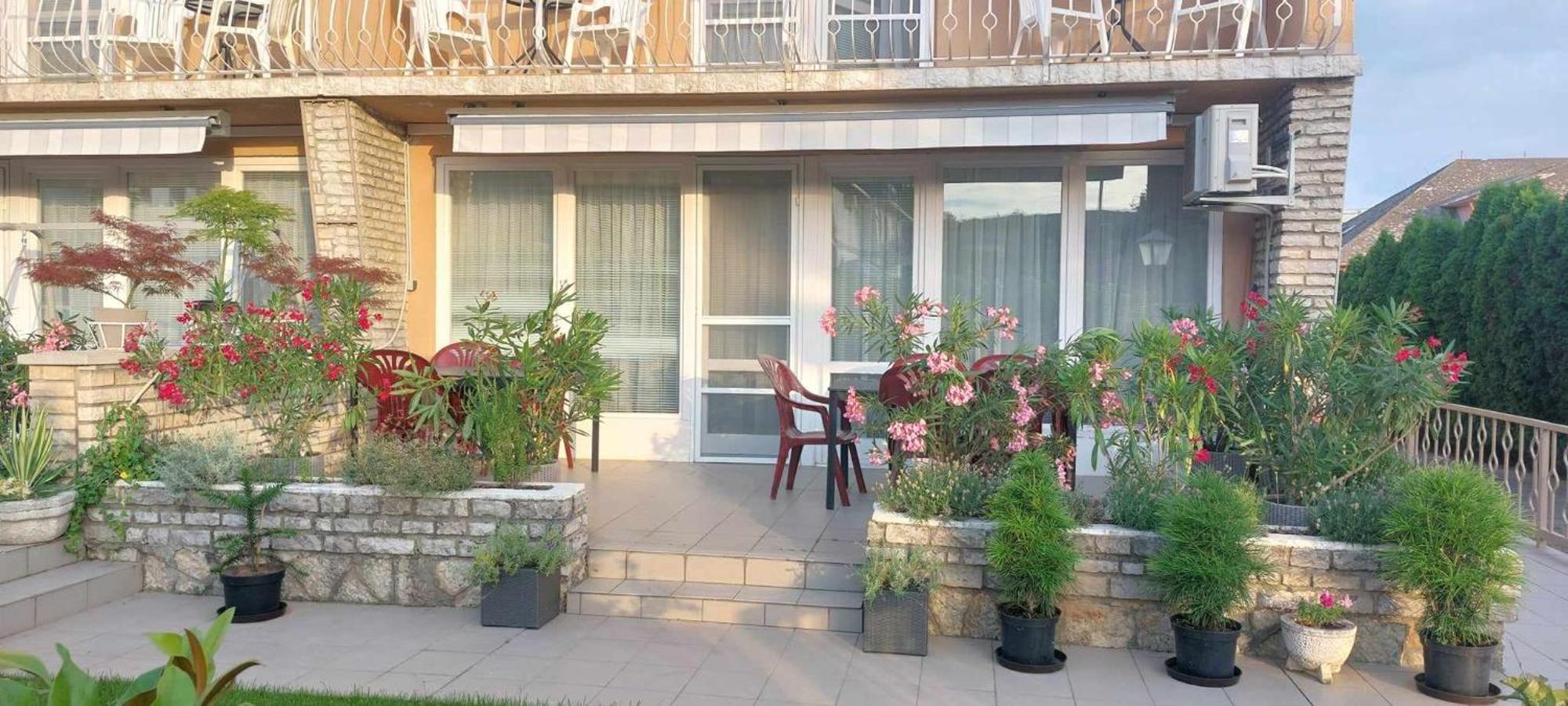 Siesta Apartmanhaz Balatonfuered Εξωτερικό φωτογραφία