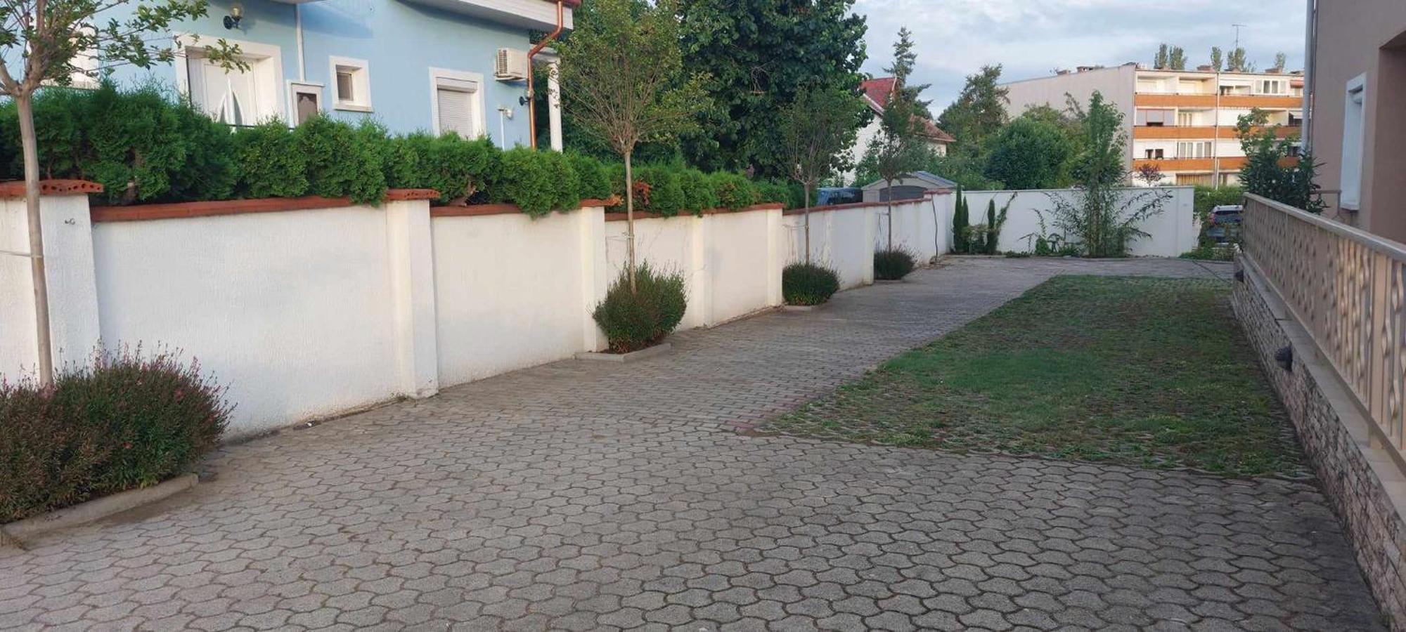 Siesta Apartmanhaz Balatonfuered Εξωτερικό φωτογραφία