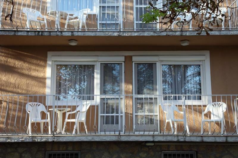 Siesta Apartmanhaz Balatonfuered Εξωτερικό φωτογραφία